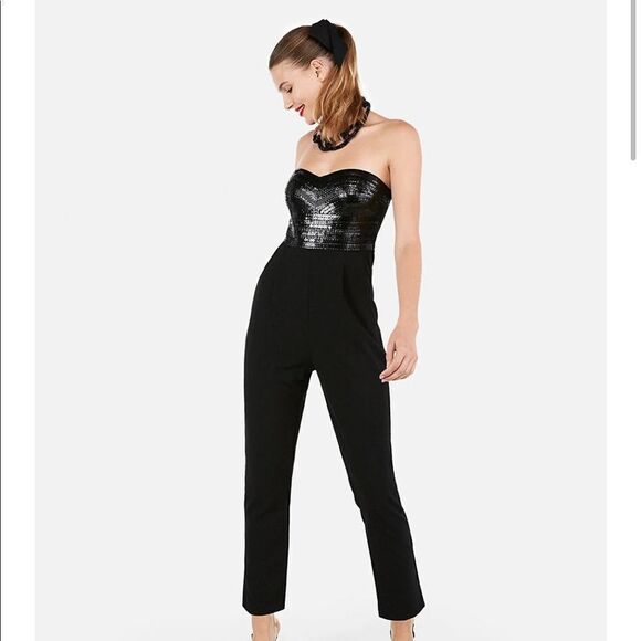 NWT Express sequin black jumpsuit size 0 - Picture 1 of 5
